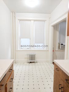 Fenway/kenmore Best Deal in town on a Studio apartment on Boylston St  Boston - $2,425 50% Fee