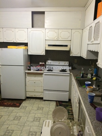 Brookline Apartment for rent 3 Bedrooms 1 Bath  Coolidge Corner - $4,400