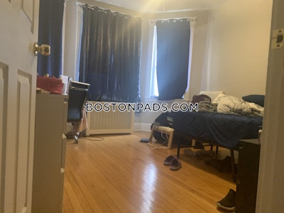 Brighton 3 Beds 1 Bath Boston - $4,500