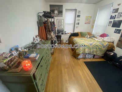 Mission Hill 3 Beds 1 Bath Boston - $4,100