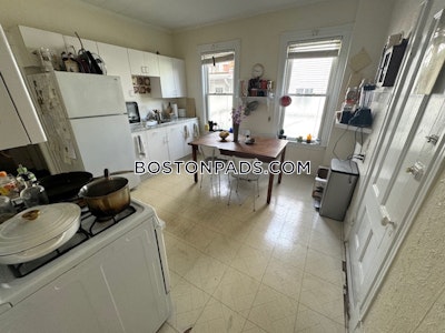 Medford 3 Bed 1 Bath MEDFORD  Tufts - $3,300