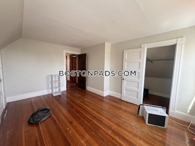 Somerville 6 Beds 2 Baths  Tufts - $7,000