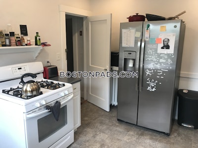 Medford 4 Beds 1 Bath  Tufts - $5,000