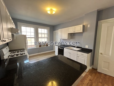 Newton 3 Beds 1 Bath  Newton Centre - $3,950