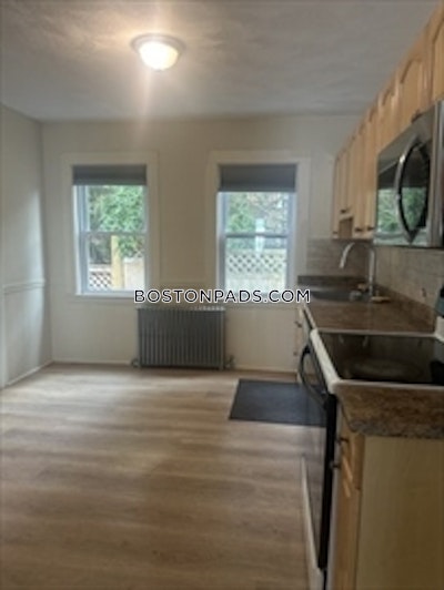 Newton 2 Beds 1 Bath  Newton Centre - $2,800