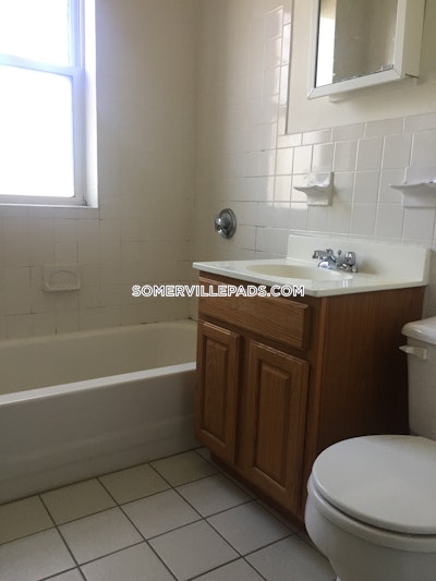 Somerville 1 Bed 1 Bath SOMERVILLE  Spring Hill - $2,200