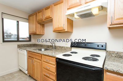 Waltham 1 Bed 1 Bath - $2,300