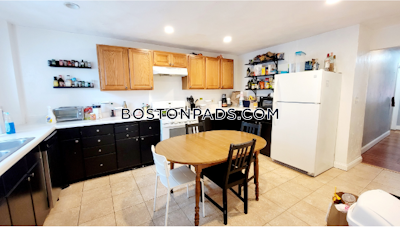 Somerville Nice 12 Bed 4 Bath available 6/1/23 on Dearborn Rd. in Somerville   Tufts - $15,000