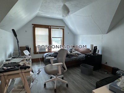 Somerville Apartment for rent 6 Bedrooms 1.5 Baths  Tufts - $6,450