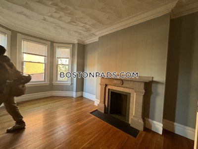 Fort Hill 1.5 Beds 1 Bath Boston - $2,200