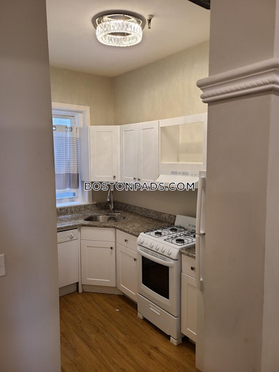 Allston Apartment for rent 4 Bedrooms 2 Baths Boston - $4,800